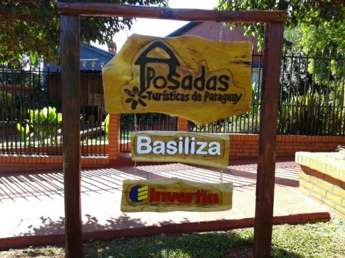 Posada Basiliza, Encarnacion Py Exterior foto
